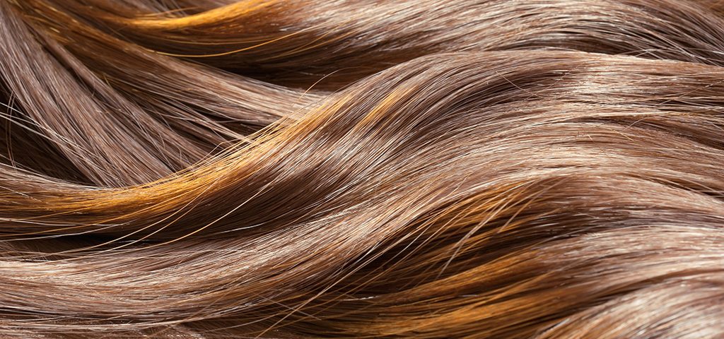 Cura dei capelli dopo l'estate
